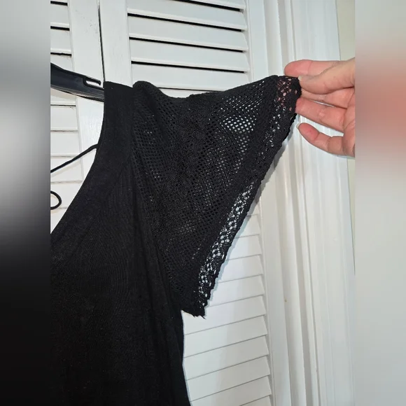 Old Navy Women's S Black Flutter Sleeve Maxi Dress - Picture 5 of 14